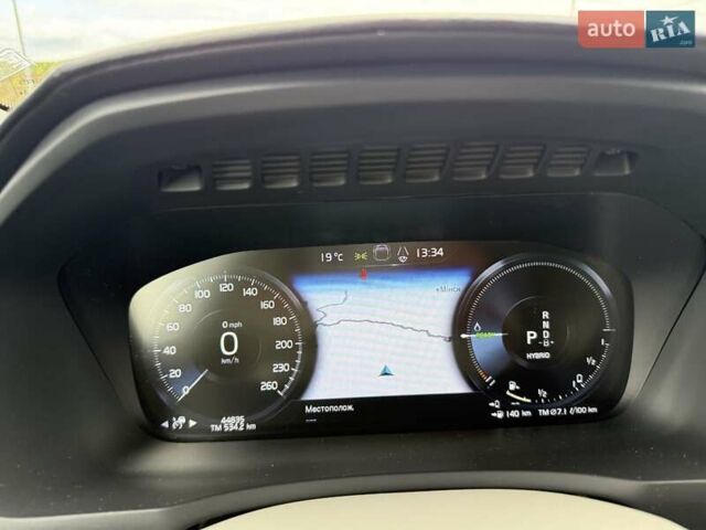 Белый Вольво ХС90, объемом двигателя 1.97 л и пробегом 44 тыс. км за 58000 $, фото 16 на Automoto.ua