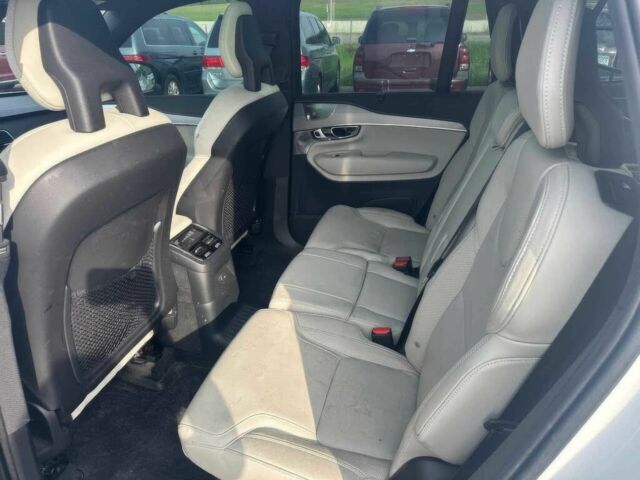 Белый Вольво ХС90, объемом двигателя 2 л и пробегом 15 тыс. км за 14000 $, фото 14 на Automoto.ua