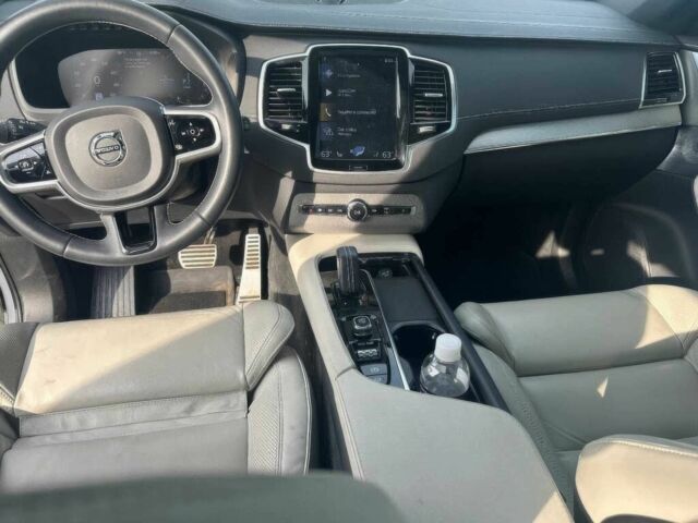 Белый Вольво ХС90, объемом двигателя 2 л и пробегом 15 тыс. км за 14000 $, фото 10 на Automoto.ua