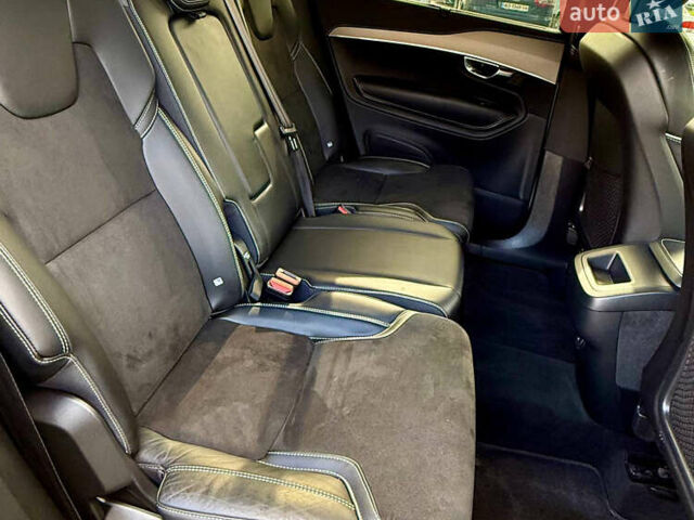 Вольво ХС90 2021 в Киеве на Automoto.ua Белый Вольво ХС90, объемом двигателя 2 л и пробегом 57 тыс. км за 45500 $, фото 34 на Automoto.ua