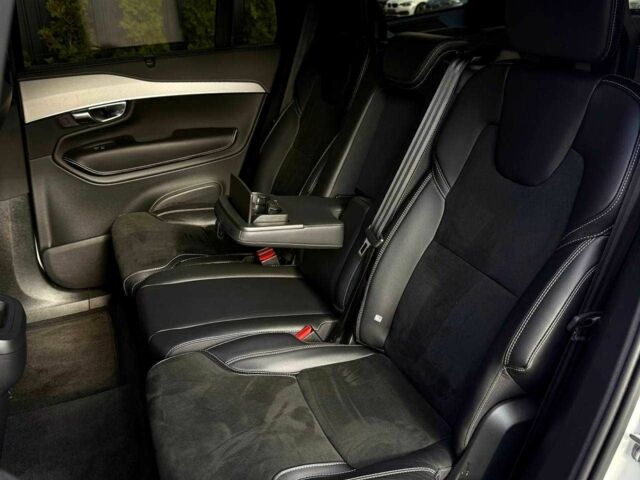 Вольво ХС90 2021 в Киеве на Automoto.ua Белый Вольво ХС90, объемом двигателя 2 л и пробегом 57 тыс. км за 45500 $, фото 13 на Automoto.ua