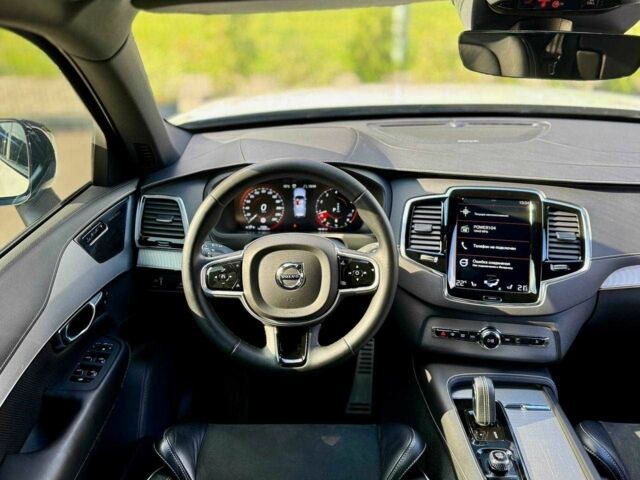Вольво ХС90 2021 в Киеве на Automoto.ua Белый Вольво ХС90, объемом двигателя 2 л и пробегом 57 тыс. км за 45500 $, фото 10 на Automoto.ua