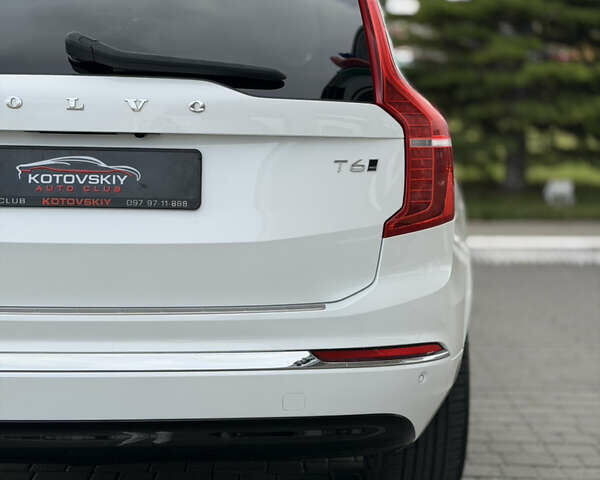 Белый Вольво ХС90, объемом двигателя 2 л и пробегом 77 тыс. км за 44000 $, фото 24 на Automoto.ua