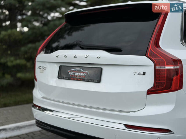 Белый Вольво ХС90, объемом двигателя 2 л и пробегом 77 тыс. км за 44000 $, фото 20 на Automoto.ua