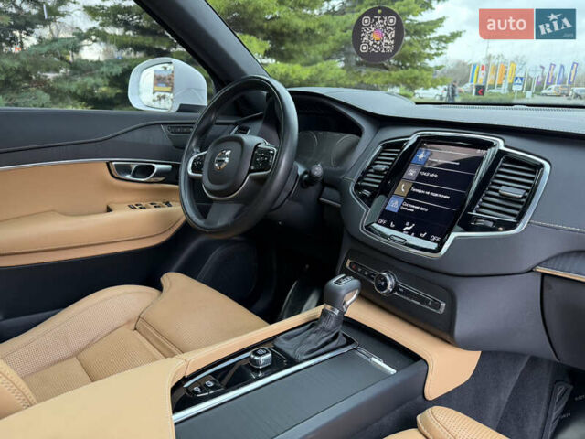 Белый Вольво ХС90, объемом двигателя 2 л и пробегом 77 тыс. км за 44000 $, фото 8 на Automoto.ua