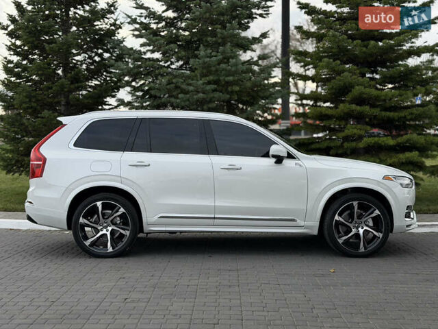 Белый Вольво ХС90, объемом двигателя 2 л и пробегом 77 тыс. км за 44000 $, фото 26 на Automoto.ua