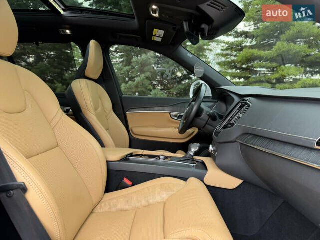 Белый Вольво ХС90, объемом двигателя 2 л и пробегом 77 тыс. км за 44000 $, фото 9 на Automoto.ua