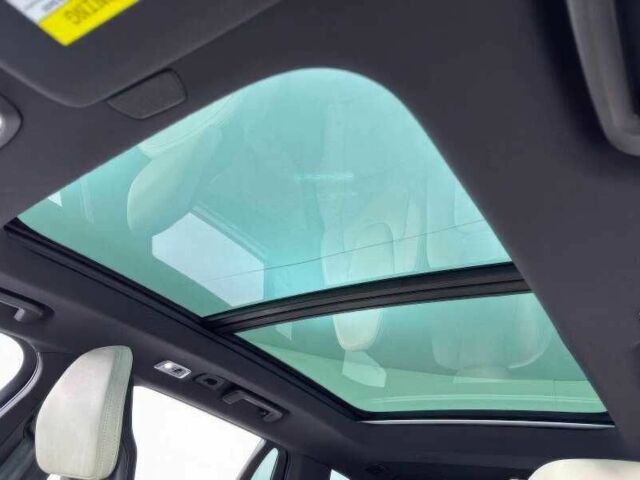 Белый Вольво ХС90, объемом двигателя 2 л и пробегом 54 тыс. км за 29900 $, фото 9 на Automoto.ua