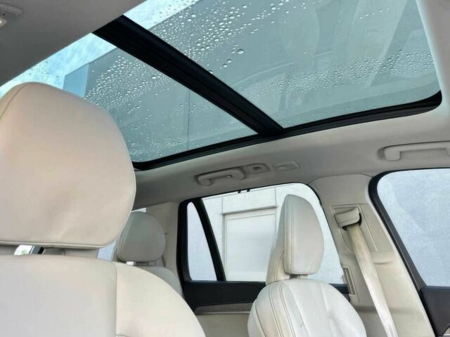 Білий Вольво ХС90, об'ємом двигуна 2 л та пробігом 19 тис. км за 18700 $, фото 12 на Automoto.ua