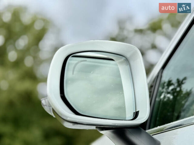 Белый Вольво ХС90, объемом двигателя 1.97 л и пробегом 9 тыс. км за 53999 $, фото 64 на Automoto.ua