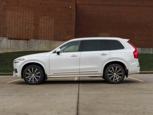 Белый Вольво ХС90, объемом двигателя 2 л и пробегом 30 тыс. км за 19500 $, фото 2 на Automoto.ua