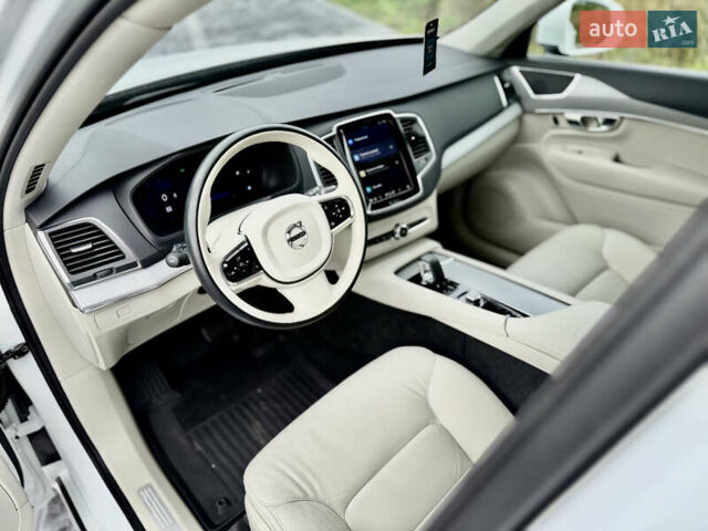 Белый Вольво ХС90, объемом двигателя 1.97 л и пробегом 9 тыс. км за 53999 $, фото 70 на Automoto.ua