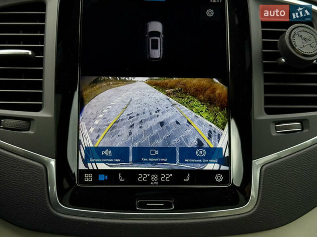 Белый Вольво ХС90, объемом двигателя 1.97 л и пробегом 9 тыс. км за 53999 $, фото 102 на Automoto.ua