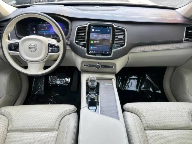 Білий Вольво ХС90, об'ємом двигуна 2 л та пробігом 19 тис. км за 18700 $, фото 7 на Automoto.ua