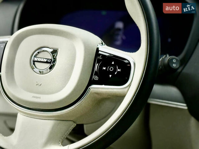Белый Вольво ХС90, объемом двигателя 1.97 л и пробегом 9 тыс. км за 53999 $, фото 92 на Automoto.ua