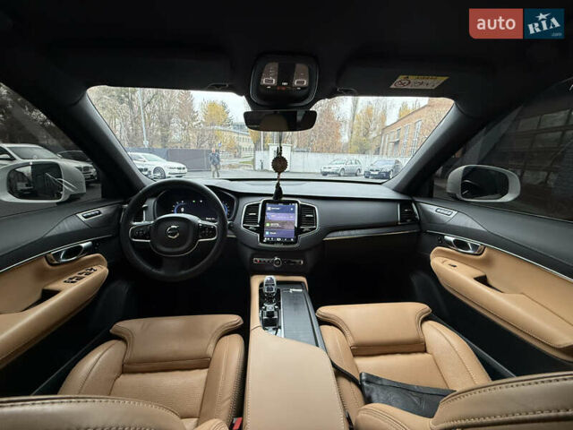 Белый Вольво ХС90, объемом двигателя 1.97 л и пробегом 81 тыс. км за 54500 $, фото 17 на Automoto.ua
