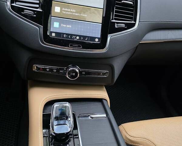 Білий Вольво ХС90, об'ємом двигуна 1.97 л та пробігом 15 тис. км за 61900 $, фото 13 на Automoto.ua