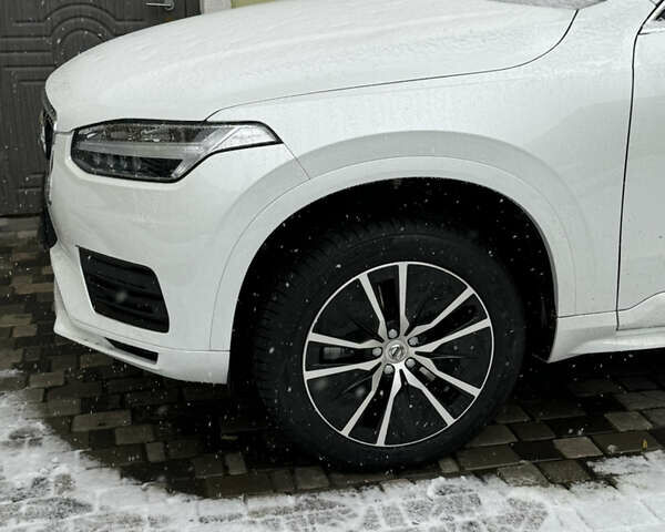 Белый Вольво ХС90, объемом двигателя 1.97 л и пробегом 9 тыс. км за 59999 $, фото 8 на Automoto.ua