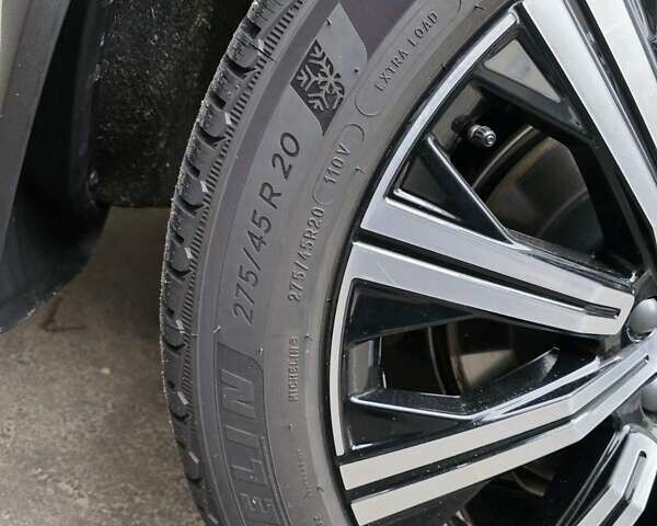 Білий Вольво ХС90, об'ємом двигуна 1.97 л та пробігом 15 тис. км за 61900 $, фото 8 на Automoto.ua