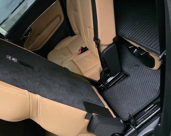 Білий Вольво ХС90, об'ємом двигуна 1.97 л та пробігом 15 тис. км за 61900 $, фото 9 на Automoto.ua