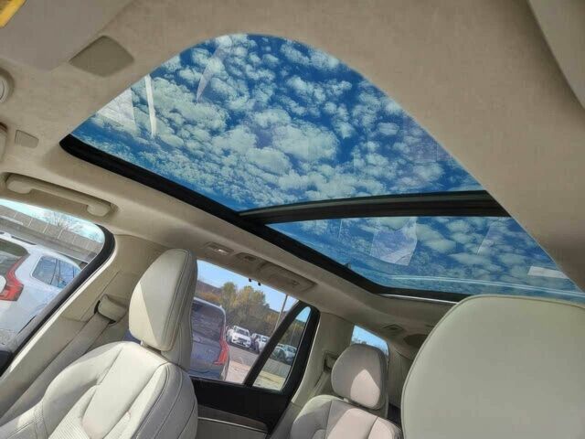 Білий Вольво ХС90, об'ємом двигуна 2 л та пробігом 17 тис. км за 16500 $, фото 7 на Automoto.ua