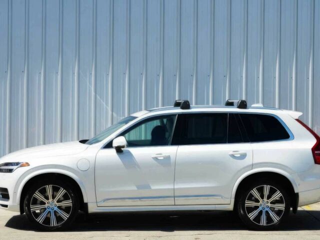 Вольво ХС90 2024 в Кривом Роге на Automoto.ua Белый Вольво ХС90, объемом двигателя 2 л и пробегом 10 тыс. км за 35700 $, фото 3 на Automoto.ua