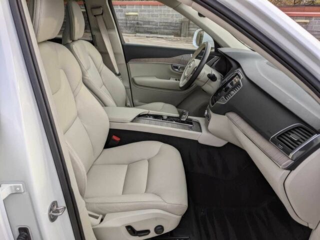 Білий Вольво ХС90, об'ємом двигуна 2 л та пробігом 27 тис. км за 19000 $, фото 6 на Automoto.ua