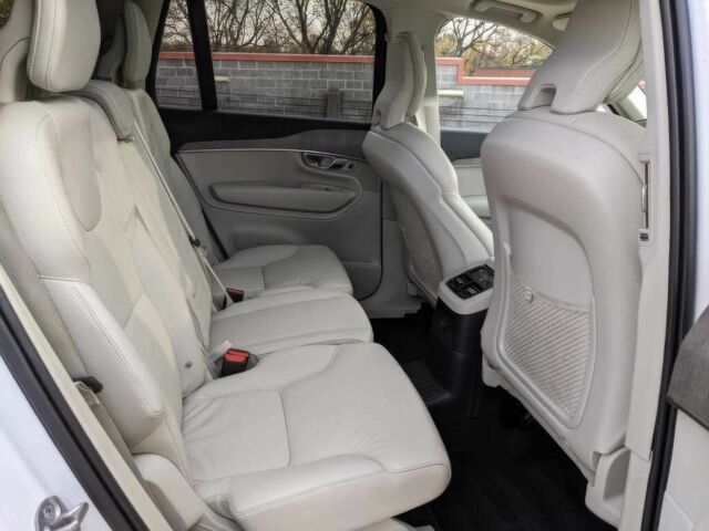 Білий Вольво ХС90, об'ємом двигуна 2 л та пробігом 27 тис. км за 19000 $, фото 10 на Automoto.ua