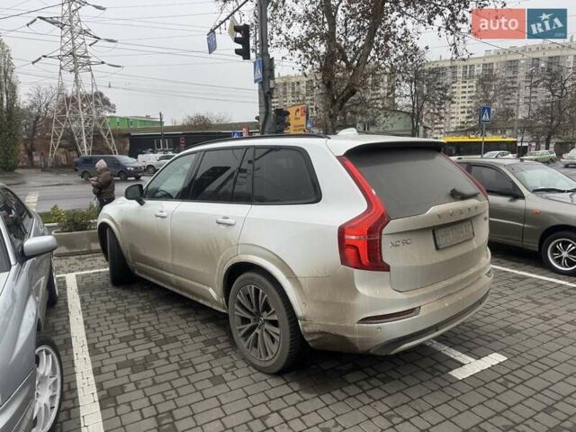 Белый Вольво ХС90, объемом двигателя 1.97 л и пробегом 65 тыс. км за 69000 $, фото 3 на Automoto.ua