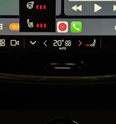 Белый Вольво ХС90, объемом двигателя 1.97 л и пробегом 15 тыс. км за 59999 $, фото 11 на Automoto.ua