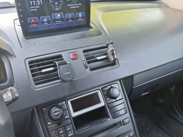 Бежевый Вольво ХС90, объемом двигателя 2.4 л и пробегом 475 тыс. км за 4731 $, фото 3 на Automoto.ua