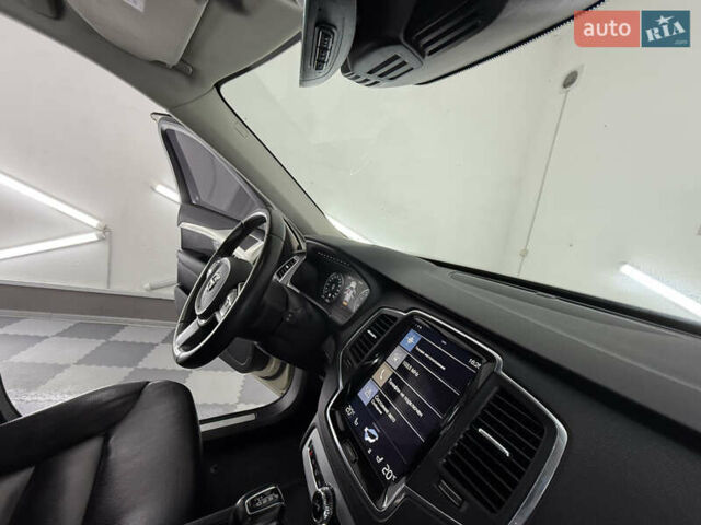 Вольво ХС90 2015 у Трускавце на Automoto.ua Бежевий Вольво ХС90, об'ємом двигуна 2 л та пробігом 136 тис. км за 21999 $, фото 29 на Automoto.ua