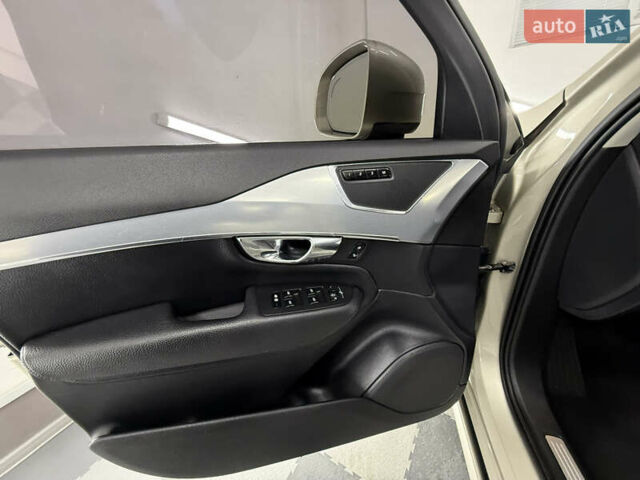 Вольво ХС90 2015 у Трускавце на Automoto.ua Бежевий Вольво ХС90, об'ємом двигуна 2 л та пробігом 136 тис. км за 21999 $, фото 55 на Automoto.ua