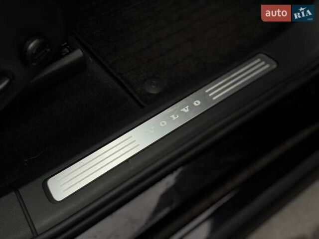 Бежевый Вольво ХС90, объемом двигателя 1.97 л и пробегом 340 тыс. км за 16900 $, фото 55 на Automoto.ua