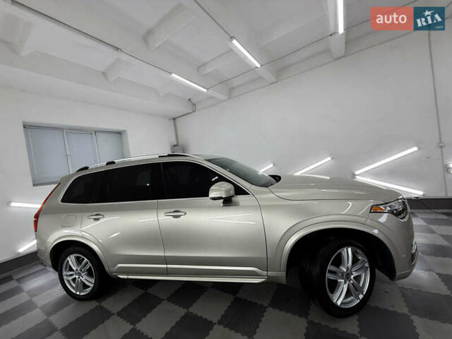 Вольво ХС90 2015 у Трускавце на Automoto.ua Бежевий Вольво ХС90, об'ємом двигуна 2 л та пробігом 136 тис. км за 21999 $, фото 4 на Automoto.ua