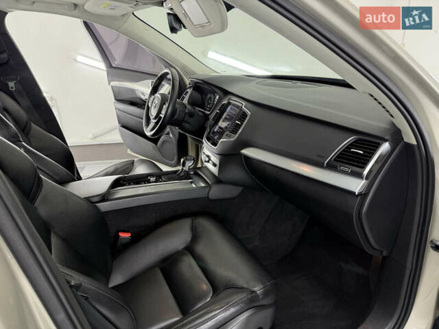 Вольво ХС90 2015 у Трускавце на Automoto.ua Бежевий Вольво ХС90, об'ємом двигуна 2 л та пробігом 136 тис. км за 21999 $, фото 25 на Automoto.ua