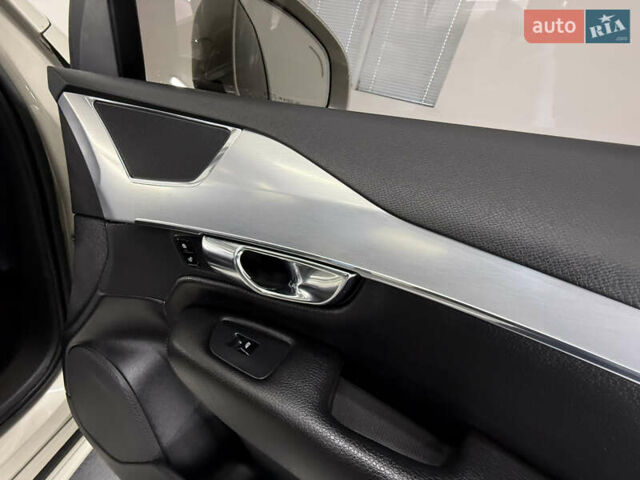 Вольво ХС90 2015 у Трускавце на Automoto.ua Бежевий Вольво ХС90, об'ємом двигуна 2 л та пробігом 136 тис. км за 21999 $, фото 33 на Automoto.ua