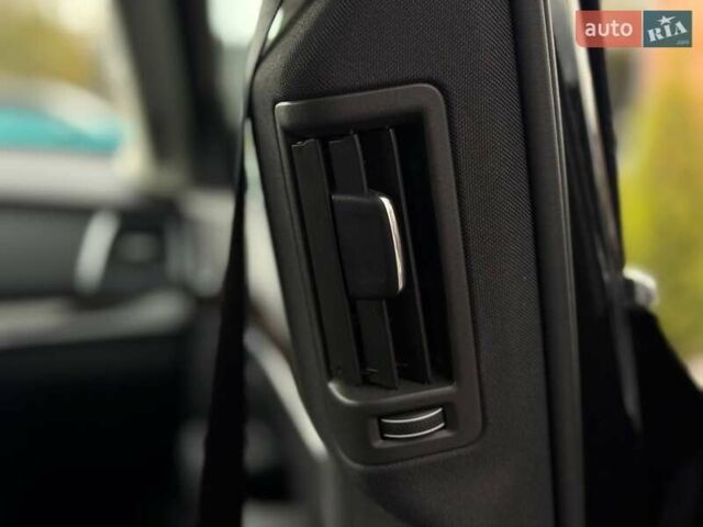 Бежевый Вольво ХС90, объемом двигателя 1.97 л и пробегом 340 тыс. км за 16900 $, фото 45 на Automoto.ua