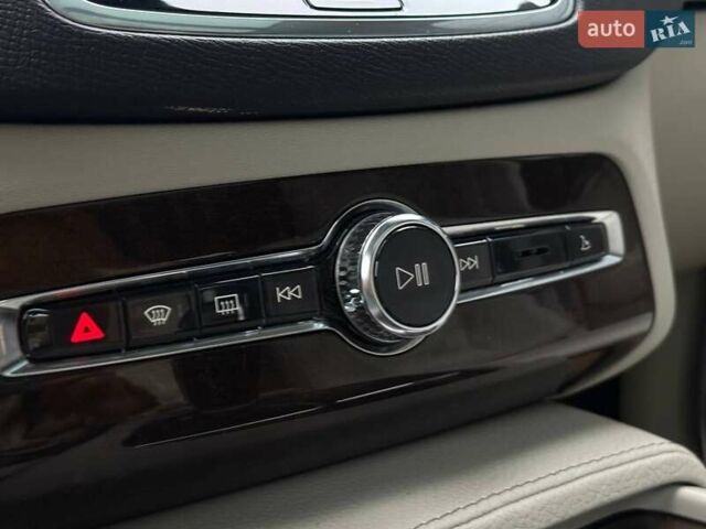 Бежевий Вольво ХС90, об'ємом двигуна 1.97 л та пробігом 142 тис. км за 26900 $, фото 35 на Automoto.ua