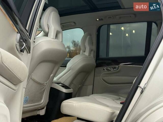 Бежевий Вольво ХС90, об'ємом двигуна 1.97 л та пробігом 142 тис. км за 26900 $, фото 38 на Automoto.ua