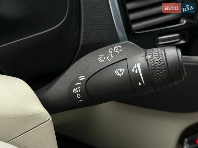 Бежевий Вольво ХС90, об'ємом двигуна 1.97 л та пробігом 142 тис. км за 26900 $, фото 29 на Automoto.ua