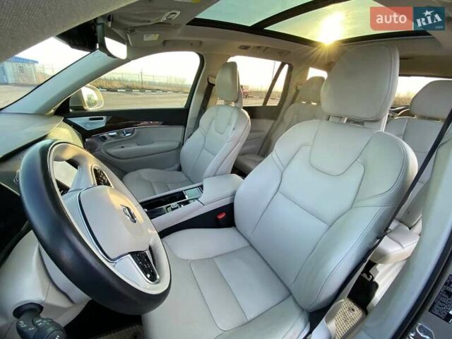 Бежевий Вольво ХС90, об'ємом двигуна 1.97 л та пробігом 142 тис. км за 26900 $, фото 48 на Automoto.ua