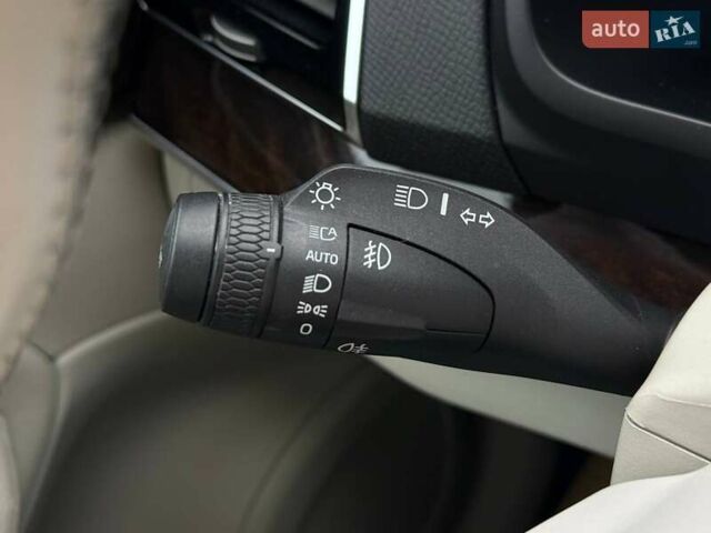 Бежевий Вольво ХС90, об'ємом двигуна 1.97 л та пробігом 142 тис. км за 26900 $, фото 28 на Automoto.ua