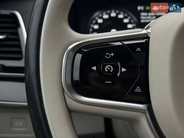 Бежевий Вольво ХС90, об'ємом двигуна 1.97 л та пробігом 142 тис. км за 26900 $, фото 25 на Automoto.ua