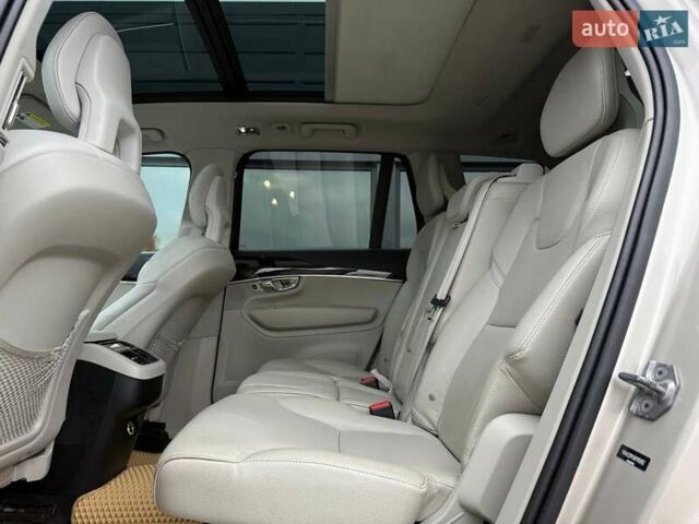 Бежевий Вольво ХС90, об'ємом двигуна 1.97 л та пробігом 142 тис. км за 26900 $, фото 39 на Automoto.ua