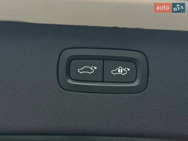 Бежевий Вольво ХС90, об'ємом двигуна 1.97 л та пробігом 142 тис. км за 26900 $, фото 58 на Automoto.ua