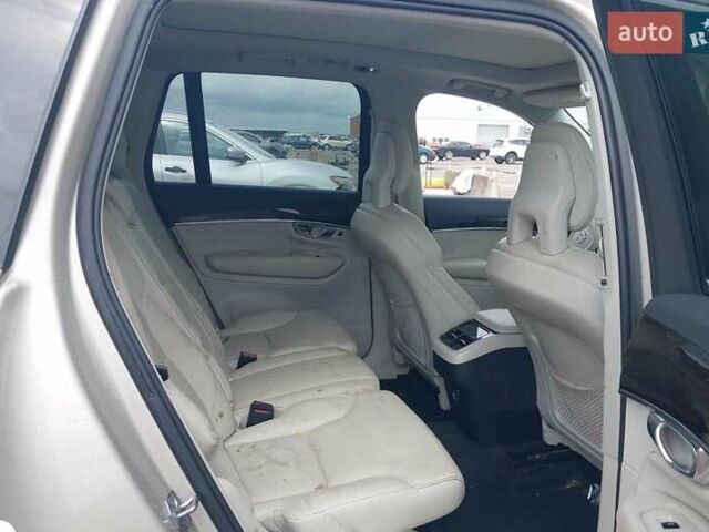 Бежевый Вольво ХС90, объемом двигателя 1.97 л и пробегом 171 тыс. км за 14900 $, фото 8 на Automoto.ua