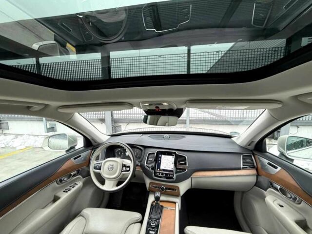 Бежевый Вольво ХС90, объемом двигателя 2 л и пробегом 108 тыс. км за 19900 $, фото 17 на Automoto.ua