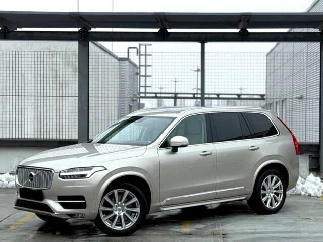 Бежевый Вольво ХС90, объемом двигателя 2 л и пробегом 108 тыс. км за 19900 $, фото 3 на Automoto.ua