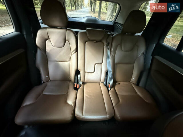 Бежевий Вольво ХС90, об'ємом двигуна 1.97 л та пробігом 86 тис. км за 38900 $, фото 22 на Automoto.ua